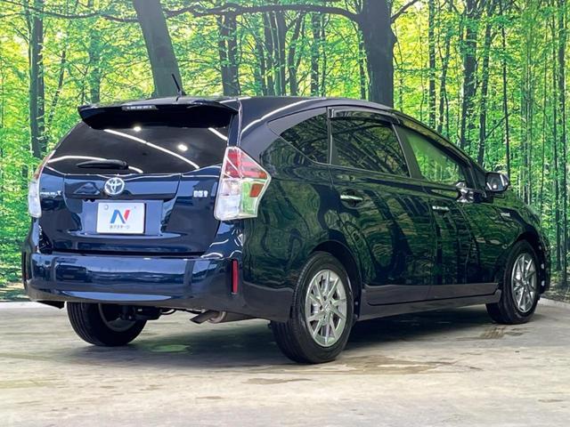 Toyota PRIUS ALPHA 2018-06 8277531-16