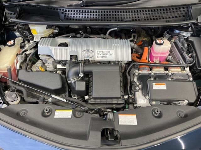 Toyota PRIUS ALPHA 2018-06 8277531-17