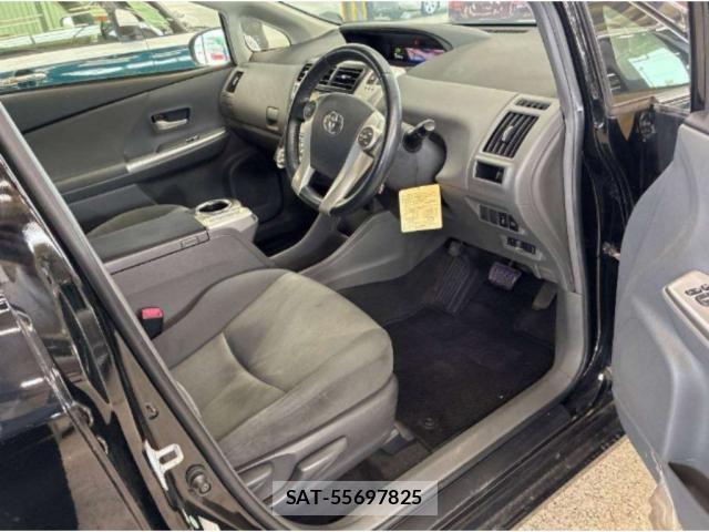 Toyota PRIUS ALPHA 2013-07 8278425-2