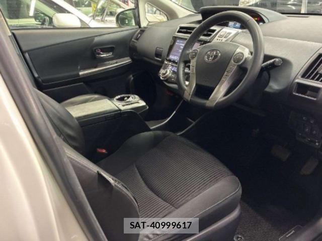 Toyota PRIUS ALPHA 2018-06 8278596-2