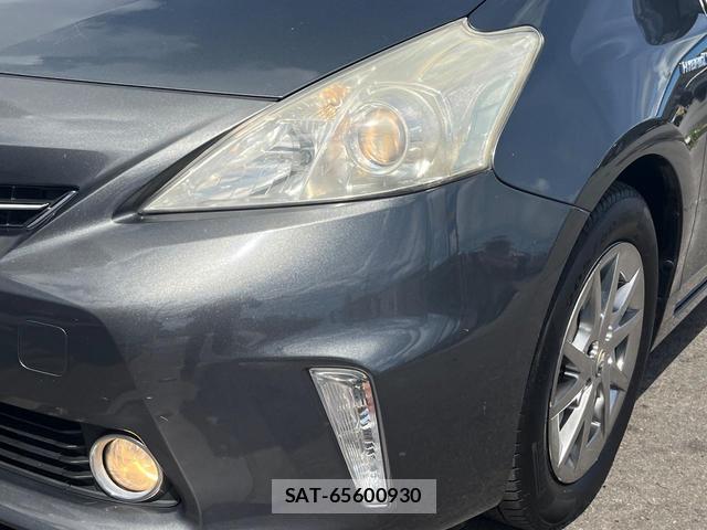 Toyota PRIUS ALPHA 2013-12 8279576-11