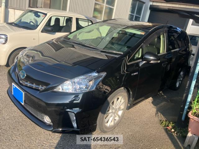 Toyota PRIUS ALPHA 2012-05 8279629-1