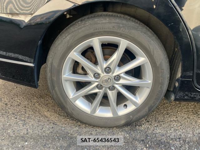 Toyota PRIUS ALPHA 2012-05 8279629-4