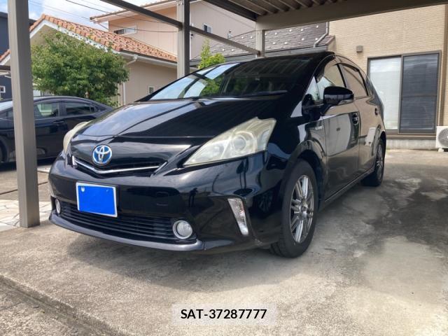 Toyota PRIUS ALPHA 2012-03 8279648-1