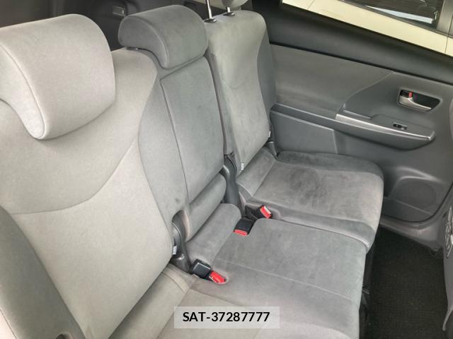 Toyota PRIUS ALPHA 2012-03 8279648-14