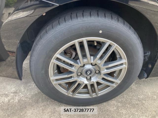 Toyota PRIUS ALPHA 2012-03 8279648-7