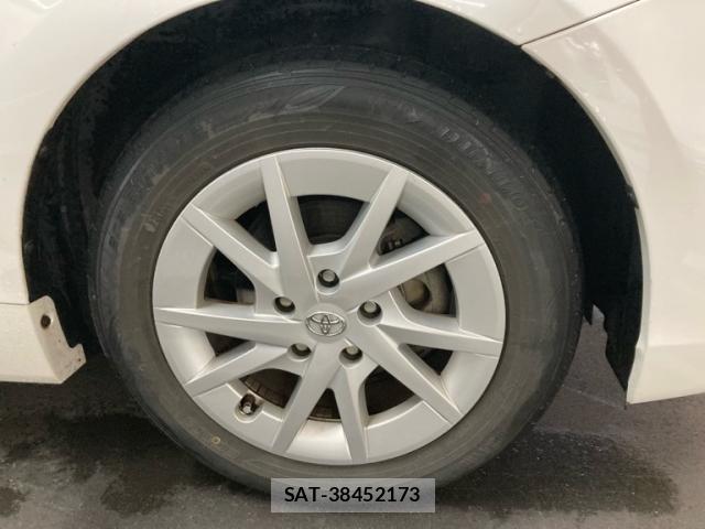 Toyota PRIUS ALPHA 2013-08 8279703-12