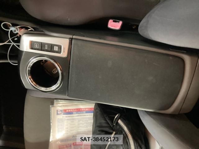 Toyota PRIUS ALPHA 2013-08 8279703-15