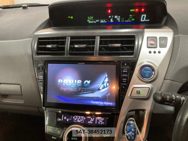 Toyota PRIUS ALPHA 2013-08 8279703-5