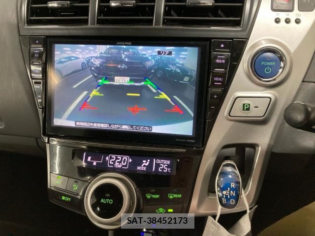 Toyota PRIUS ALPHA 2013-08 8279703-6