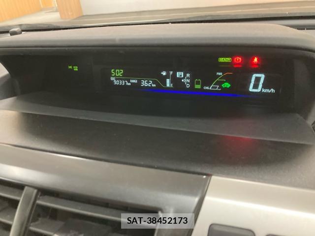 Toyota PRIUS ALPHA 2013-08 8279703-9