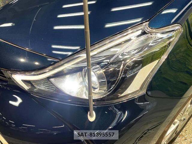 Toyota PRIUS ALPHA 2016-07 8279766-11