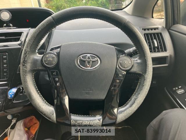 Toyota PRIUS ALPHA 2016-06 8279851-14