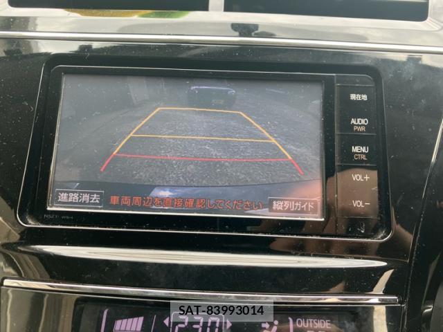 Toyota PRIUS ALPHA 2016-06 8279851-18