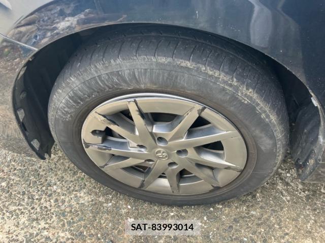 Toyota PRIUS ALPHA 2016-06 8279851-5