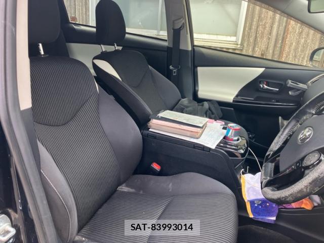 Toyota PRIUS ALPHA 2016-06 8279851-7