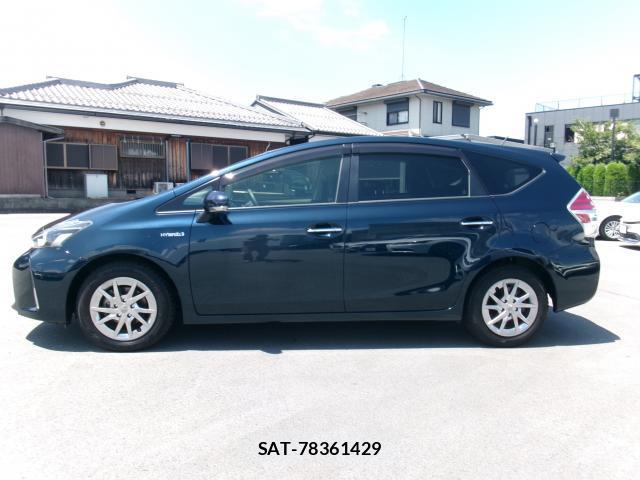 Toyota PRIUS ALPHA 2016-11 8279953-10