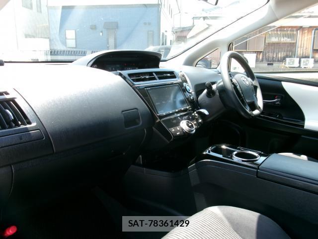 Toyota PRIUS ALPHA 2016-11 8279953-5