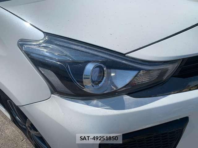 Toyota PRIUS ALPHA 2019-07 8280174-14
