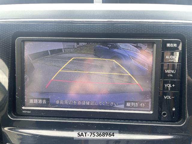 Toyota PRIUS ALPHA 2015-11 8280325-12