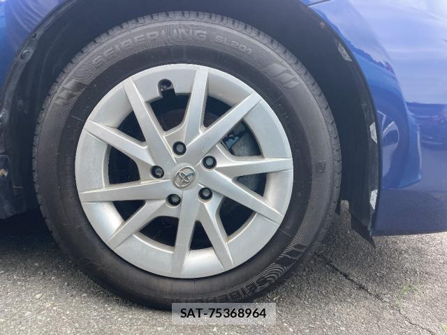 Toyota PRIUS ALPHA 2015-11 8280325-16