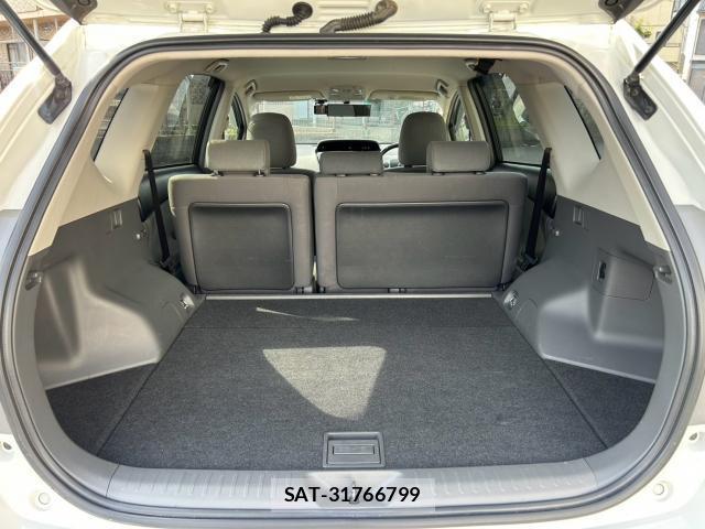 Toyota PRIUS ALPHA 2013-12 8280436-16