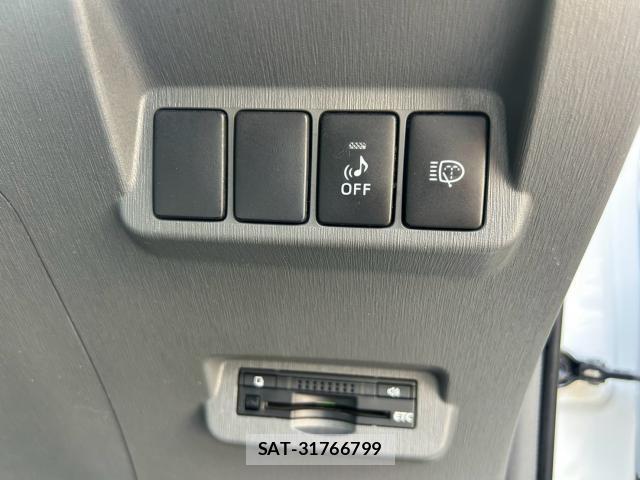 Toyota PRIUS ALPHA 2013-12 8280436-18