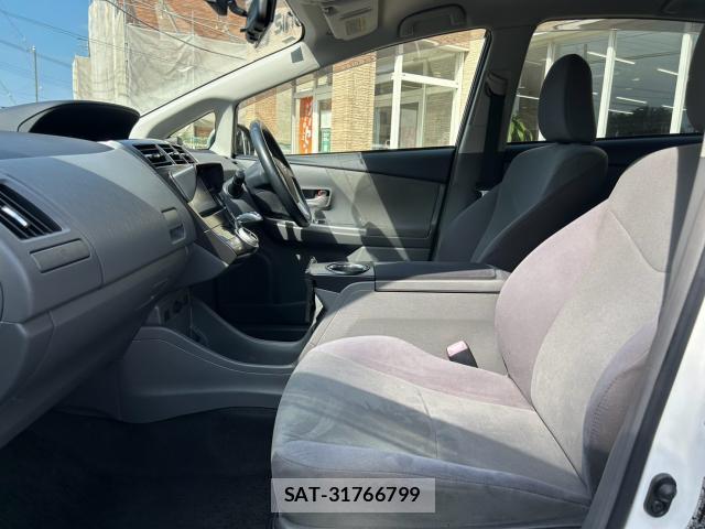 Toyota PRIUS ALPHA 2013-12 8280436-5