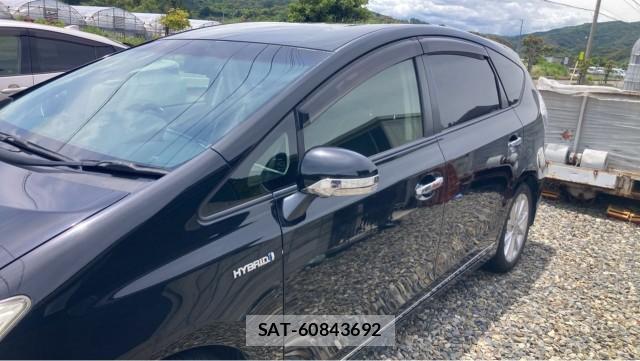 Toyota PRIUS ALPHA 2012-03 8280746-10