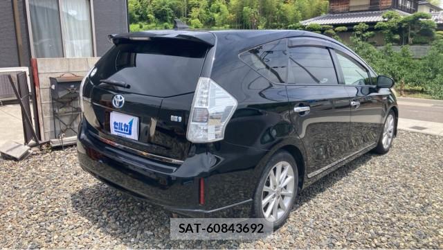 Toyota PRIUS ALPHA 2012-03 8280746-12