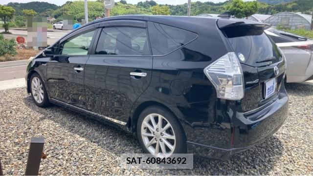 Toyota PRIUS ALPHA 2012-03 8280746-13