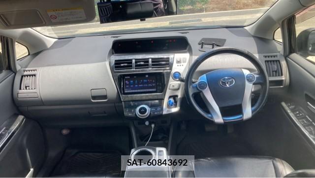 Toyota PRIUS ALPHA 2012-03 8280746-2