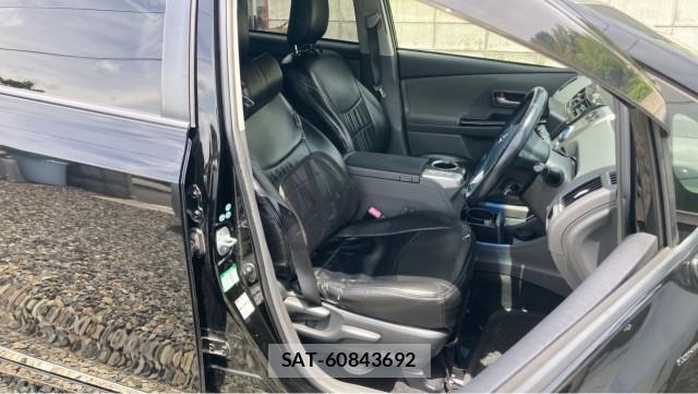 Toyota PRIUS ALPHA 2012-03 8280746-5