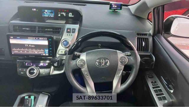 Toyota PRIUS ALPHA 2020-06 8280753-16