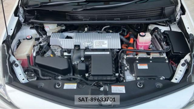 Toyota PRIUS ALPHA 2020-06 8280753-7