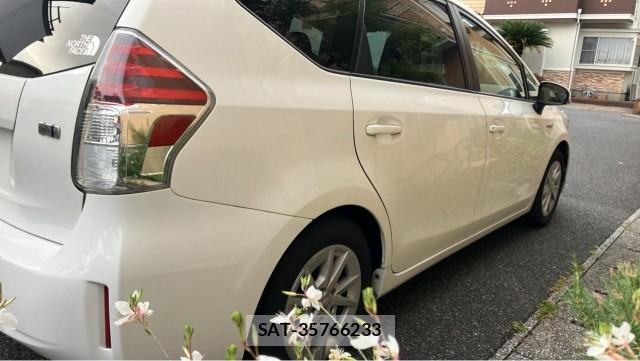 Toyota PRIUS ALPHA 2016-10 8281326-10