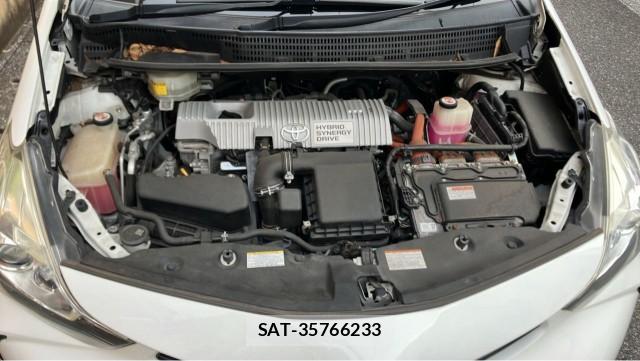 Toyota PRIUS ALPHA 2016-10 8281326-7