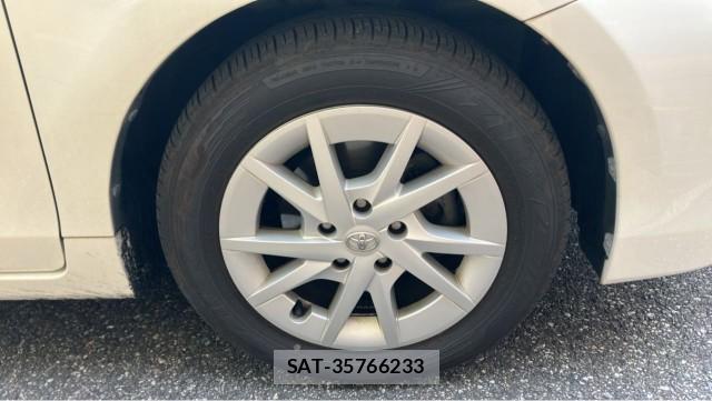 Toyota PRIUS ALPHA 2016-10 8281326-8