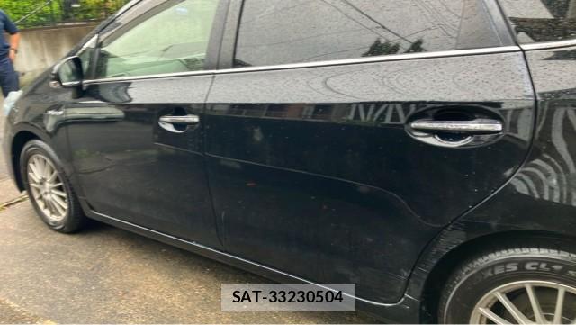 Toyota PRIUS ALPHA 2014-01 8281466-10