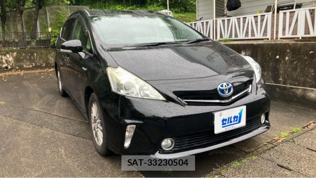Toyota PRIUS ALPHA 2014-01 8281466-11