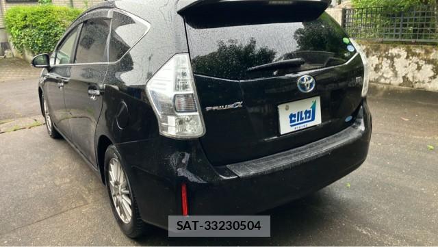 Toyota PRIUS ALPHA 2014-01 8281466-13