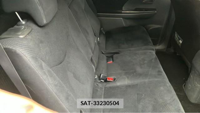 Toyota PRIUS ALPHA 2014-01 8281466-6