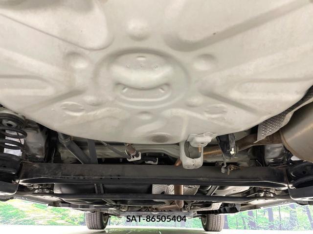 Toyota PRIUS ALPHA 2011-11 8281768-15