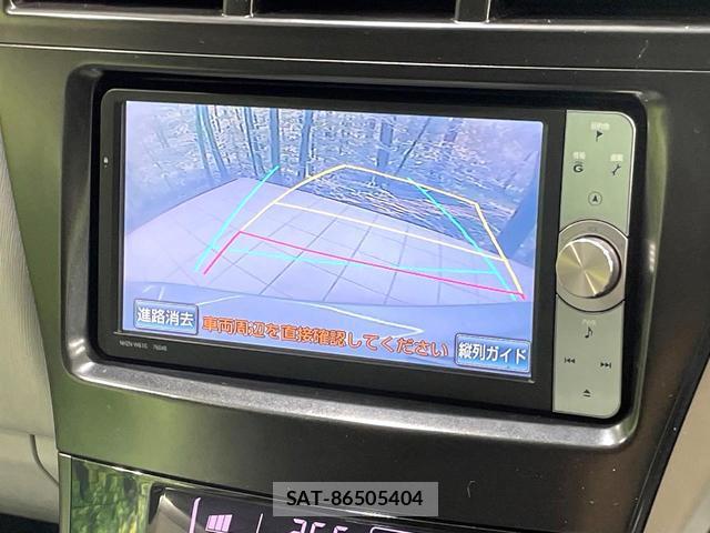 Toyota PRIUS ALPHA 2011-11 8281768-3