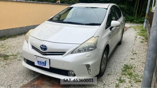 Toyota PRIUS ALPHA 2011-11 8281808-11