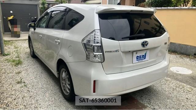 Toyota PRIUS ALPHA 2011-11 8281808-13