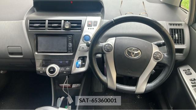 Toyota PRIUS ALPHA 2011-11 8281808-16