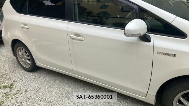 Toyota PRIUS ALPHA 2011-11 8281808-3