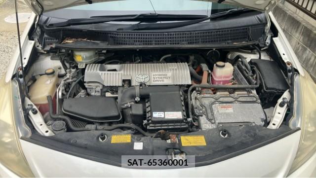 Toyota PRIUS ALPHA 2011-11 8281808-7