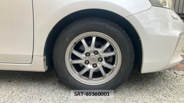 Toyota PRIUS ALPHA 2011-11 8281808-8